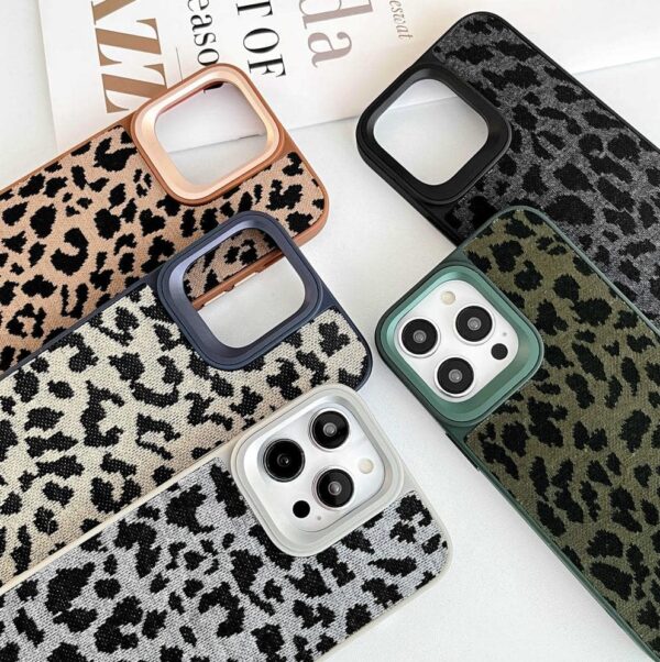 capa de telemóvel de luxo em tecido de leopardo